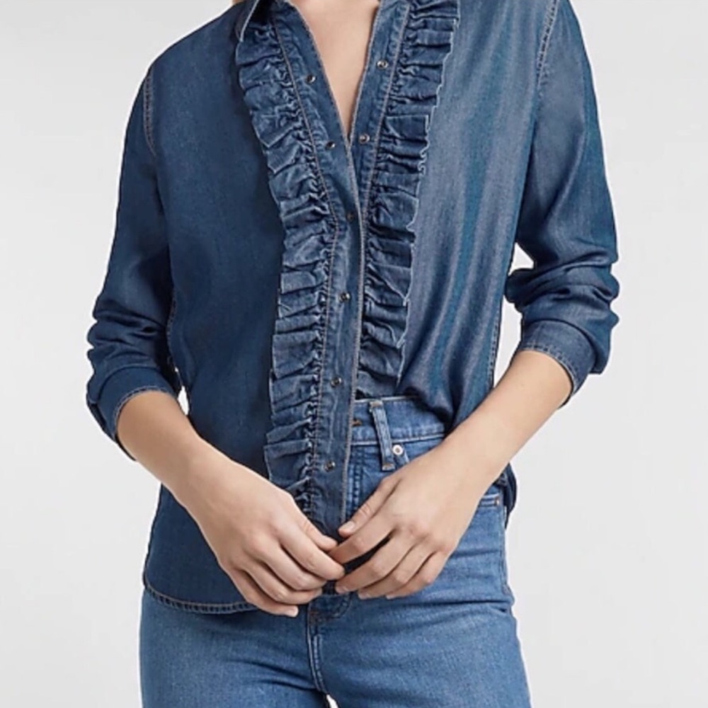 Express Extremely Soft Jean Ruffled Blouse. Brand New Never Worn Snap Buttons - Picture 5 of 9